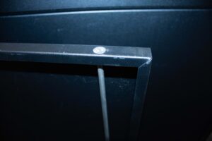Coffre fermé avec portes – Image 3