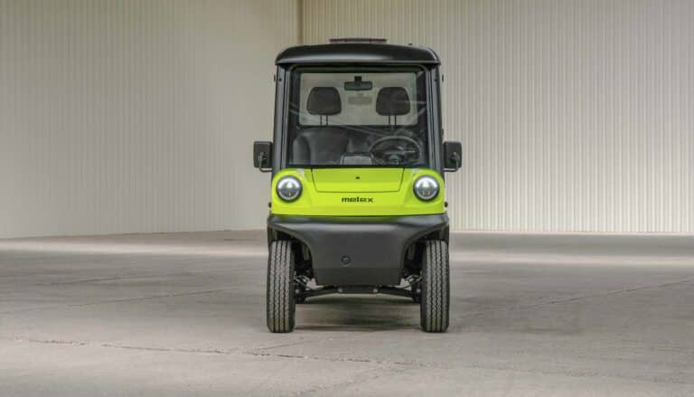 voiturette - golfette - utilitaire électrique Achat d’un utilitaire électrique : les pièges fréquents à éviter pour un choix rentable et durable