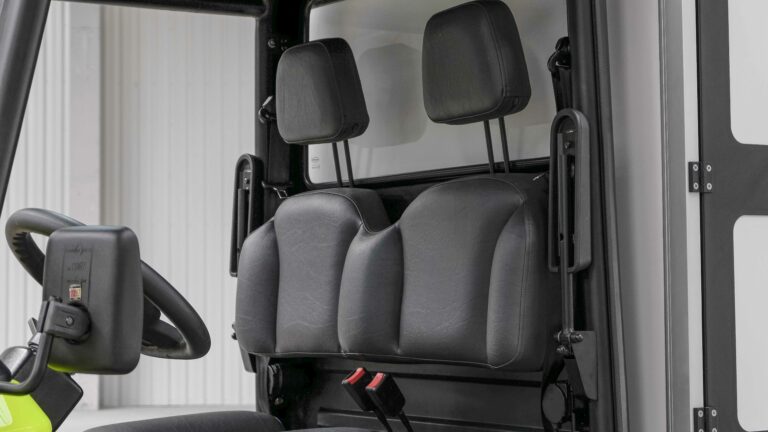 voiturette - golfette - utilitaire électrique Sécurité des utilitaires électriques : les vérifications essentielles avant tout achat