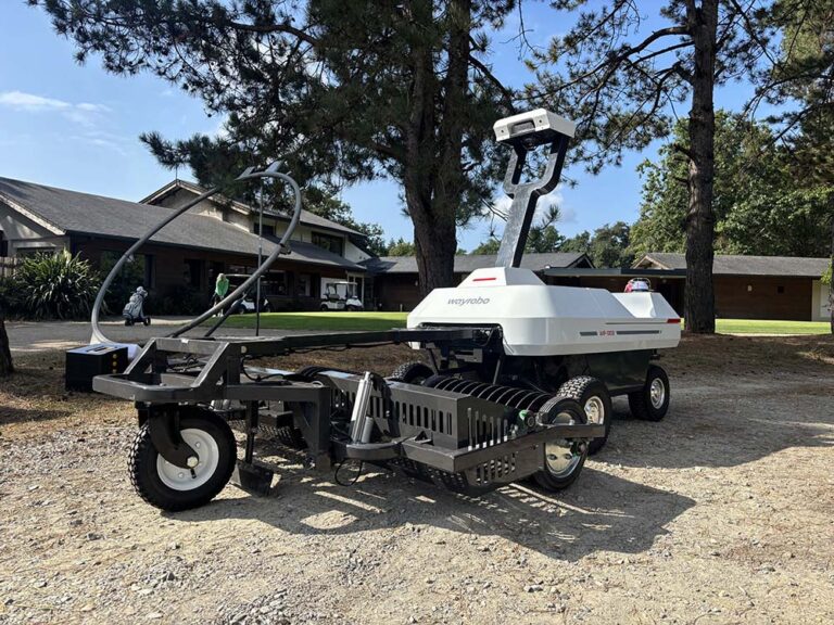 Wayrobo : le robot ramasse-balles autonome